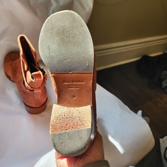 Acne Julian ankle boots size 8 in EUC - Picture 7 of 7
